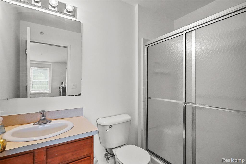 29031 Cullen Drive, Romulus, MI 48174 — Photo 19