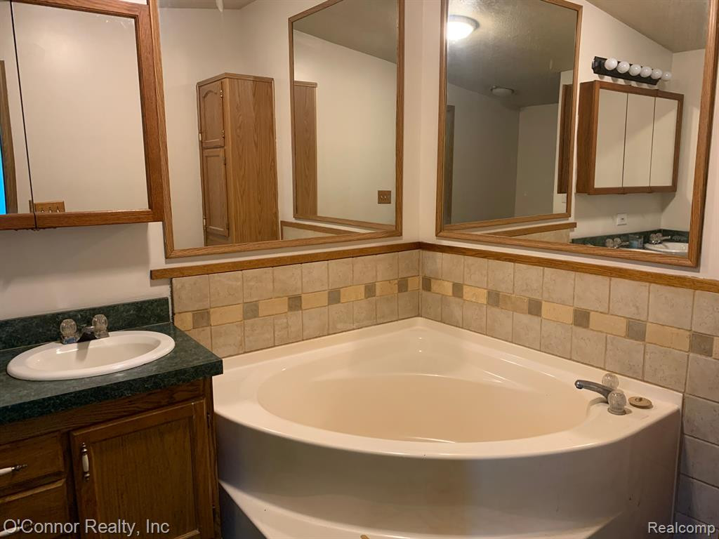 3205 HARRISON Road, Emmett, MI 48022 — Photo 12