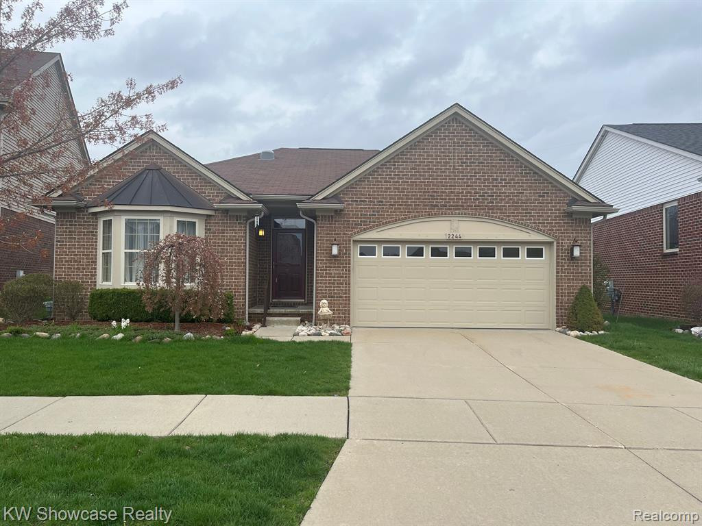 2244 BRIGANTINE, Commerce Twp, MI 48382 — front exterior