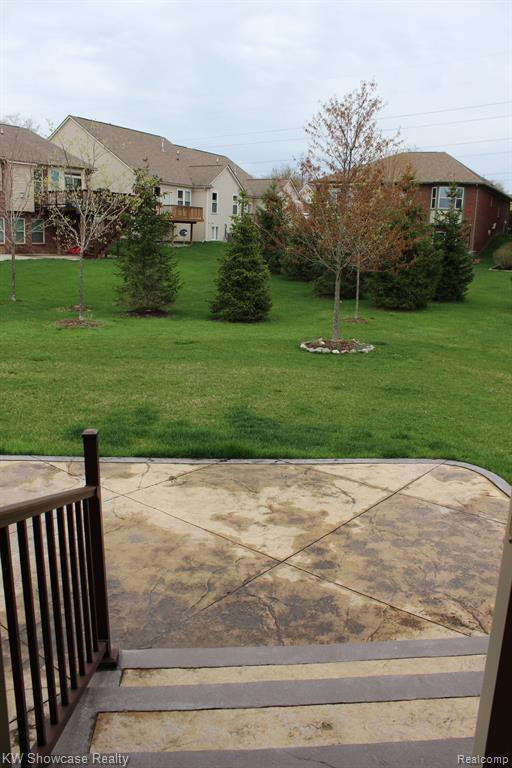 2244 BRIGANTINE, Commerce Twp, MI 48382 — Photo 3
