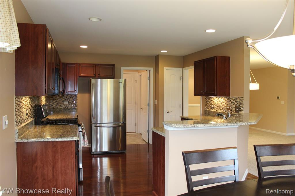 2244 BRIGANTINE, Commerce Twp, MI 48382 — Photo 13