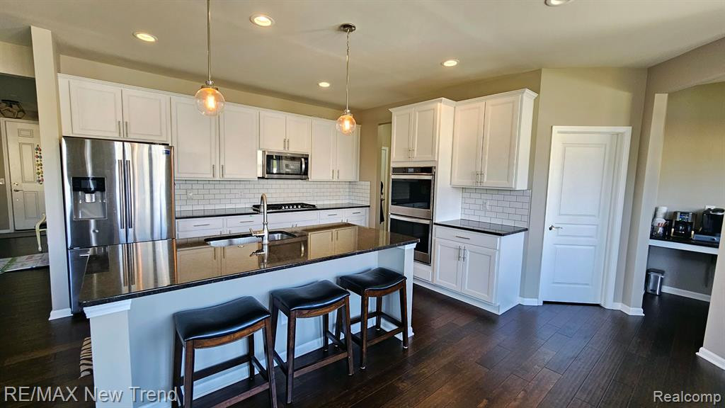 50092 VAN BUREN Street, Canton, MI 48188 — Photo 11