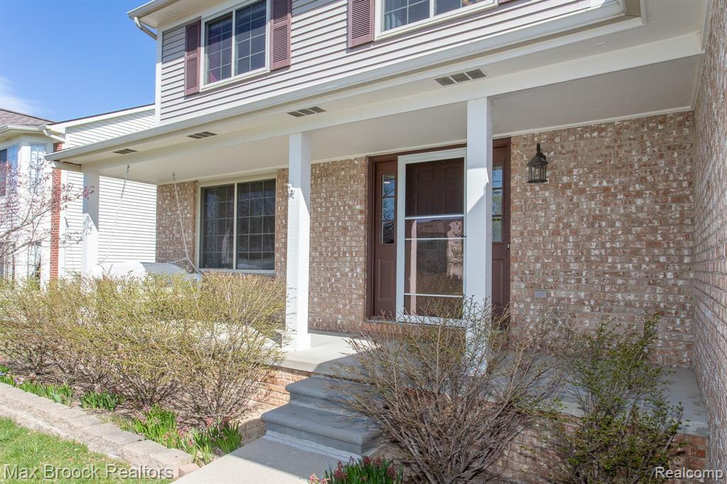 5778 CEDAR RIDGE Drive, Ann Arbor, MI 48103 — Photo 4