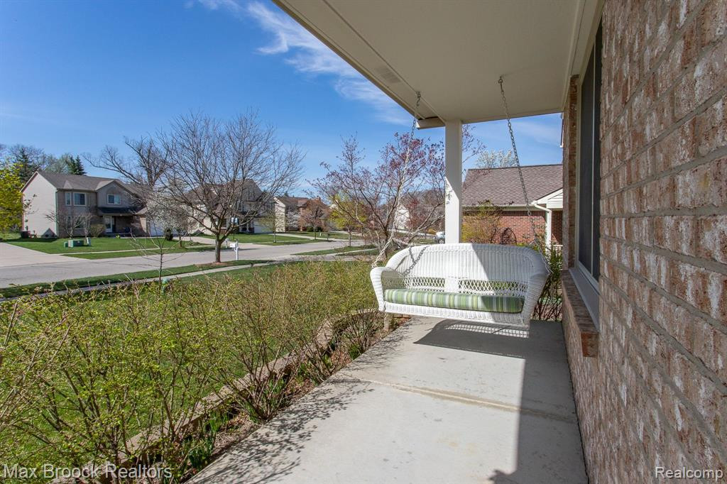 5778 CEDAR RIDGE Drive, Ann Arbor, MI 48103 — Photo 5
