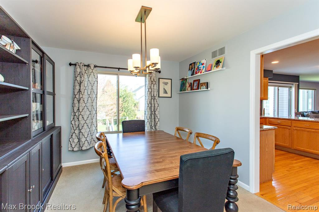 5778 CEDAR RIDGE Drive, Ann Arbor, MI 48103 — Photo 10