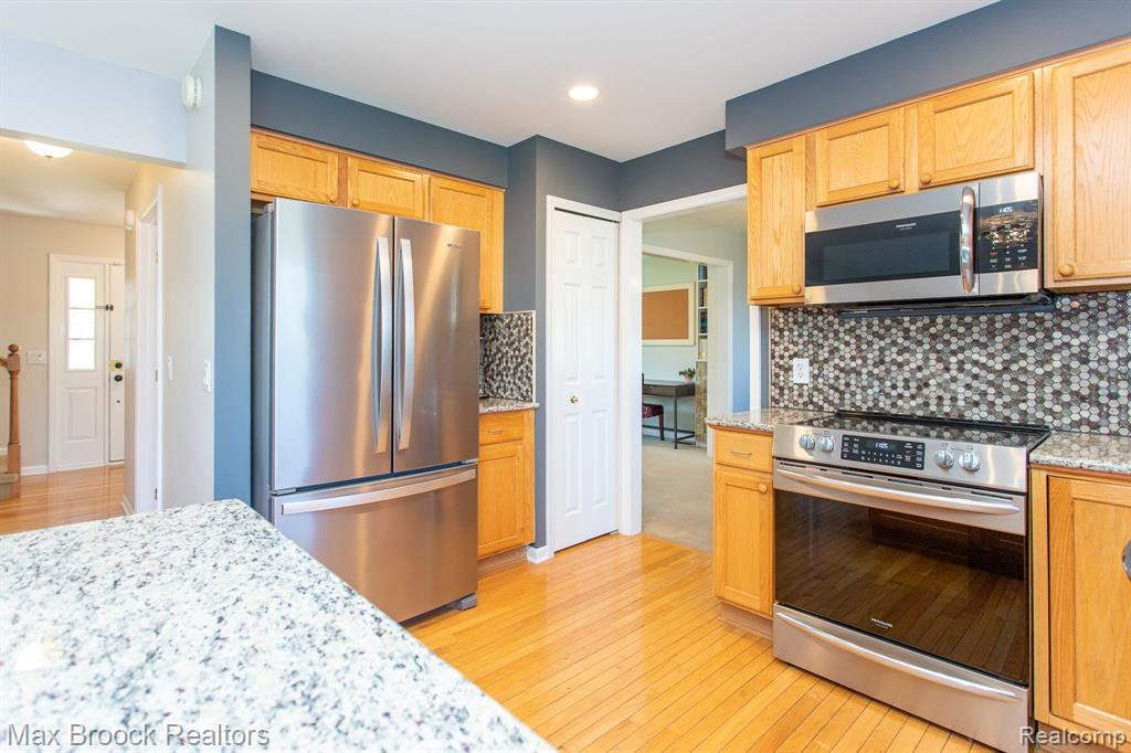 5778 CEDAR RIDGE Drive, Ann Arbor, MI 48103 — Photo 15