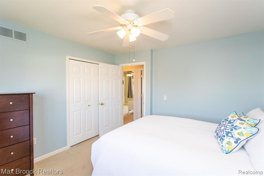 5778 CEDAR RIDGE Drive, Ann Arbor, MI 48103 — Photo 39