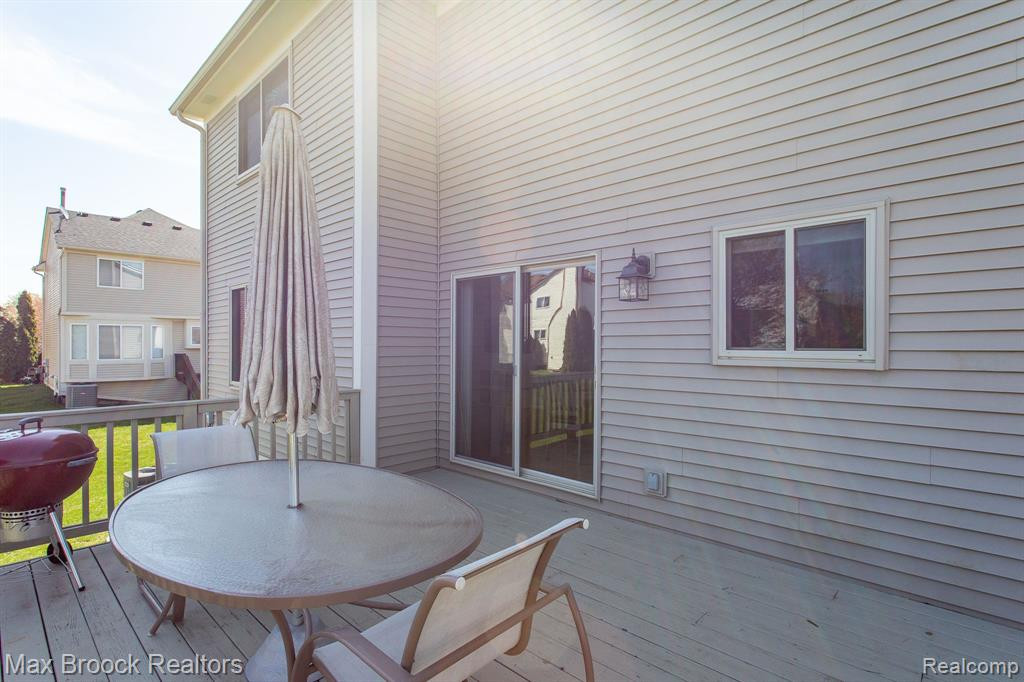 5778 CEDAR RIDGE Drive, Ann Arbor, MI 48103 — Photo 52