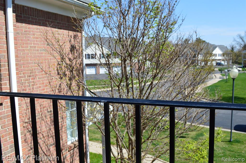 1090 SHIAWASSEE Circle, Howell, MI 48843 — Photo 20