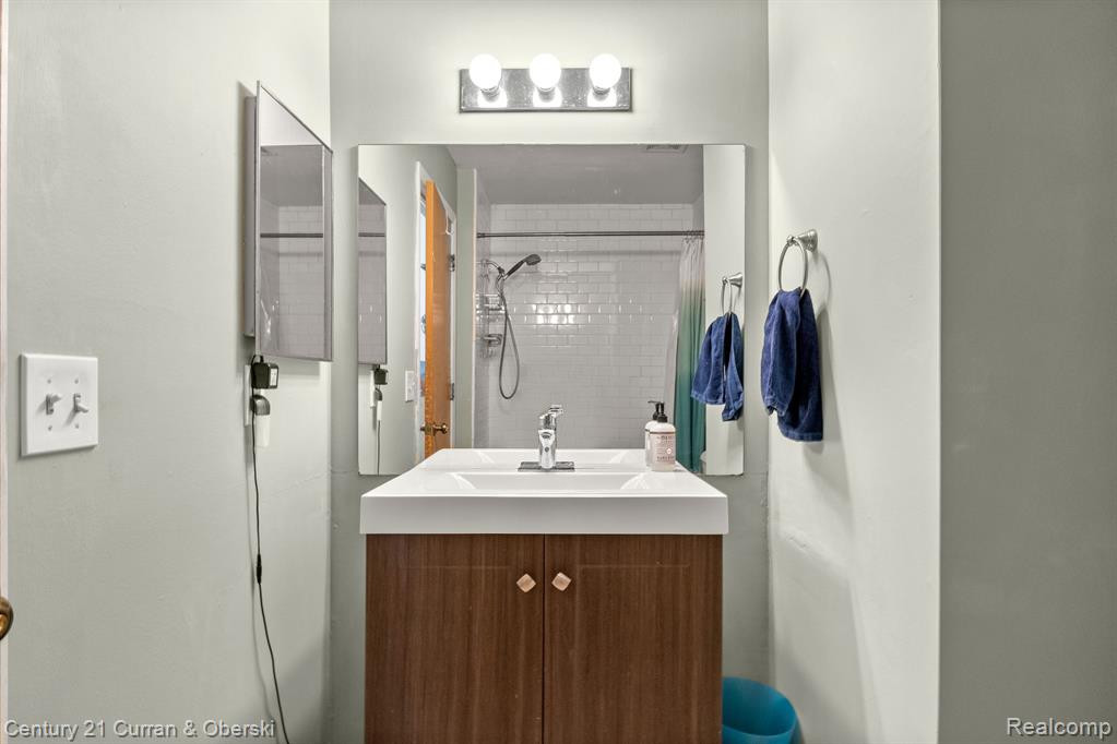 3025 FOREST CREEK, Ann Arbor, MI 48108 — Photo 14