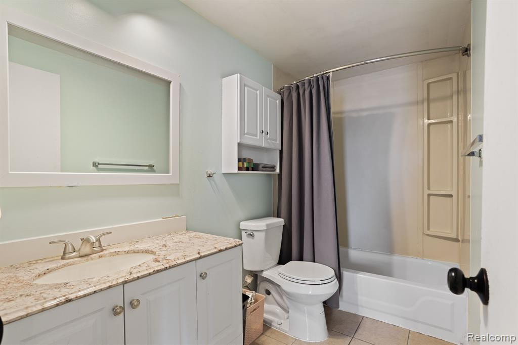 273 QUEENS Way, Canton, MI 48188 — Photo 20