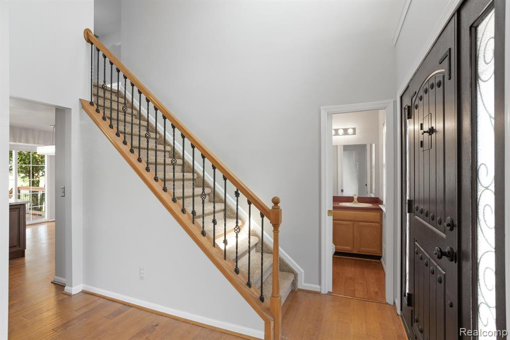 2842 RIVER MEADOW Circle, Canton, MI 48188 — Photo 13