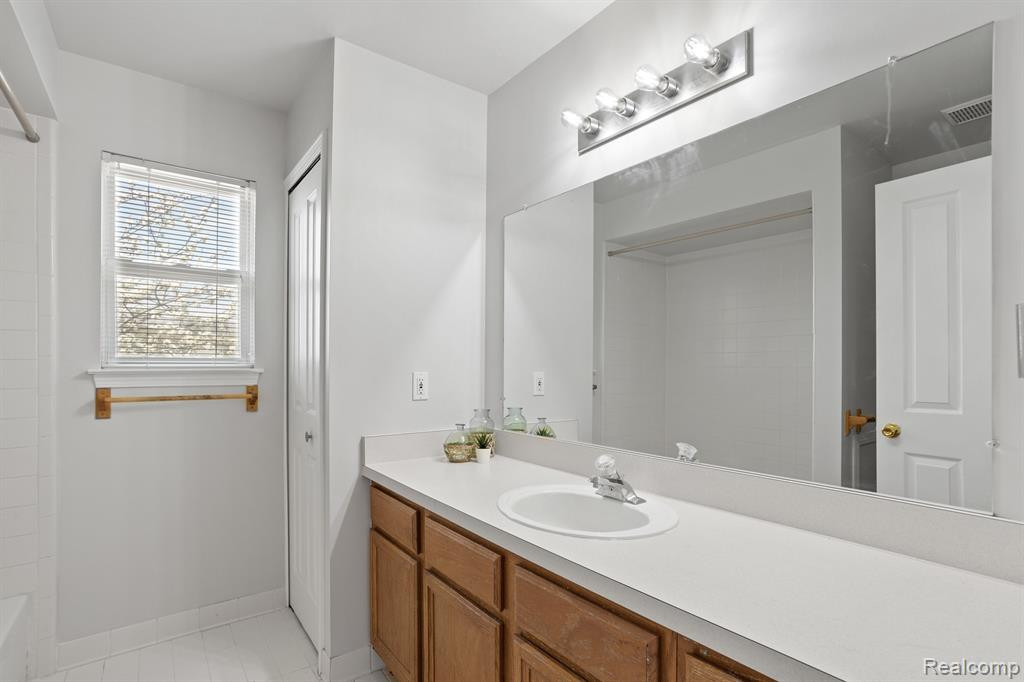 2842 RIVER MEADOW Circle, Canton, MI 48188 — Photo 25