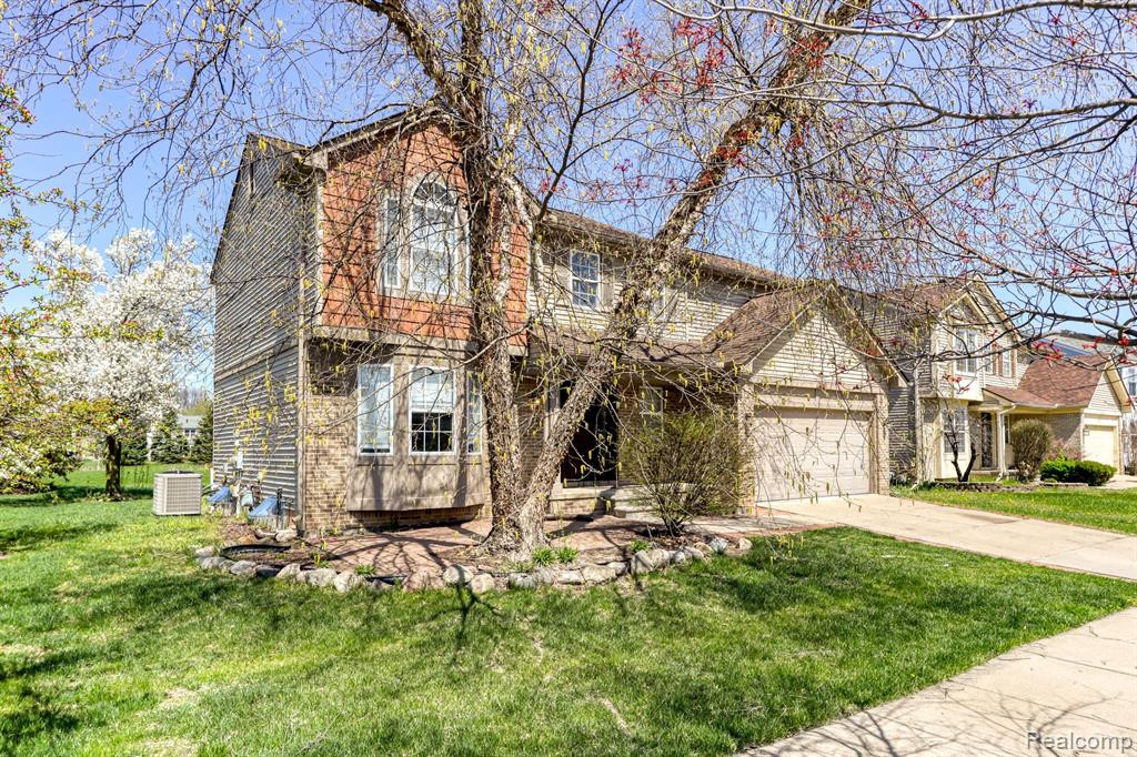2842 RIVER MEADOW Circle, Canton, MI 48188 — Photo 33