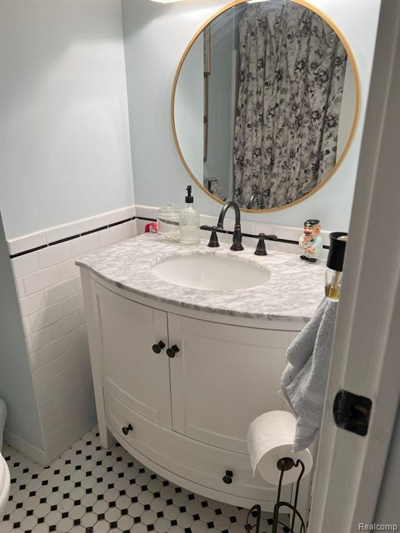 804 CLIFFS Drive, 305F, Ypsilanti, MI 48198 — Photo 12