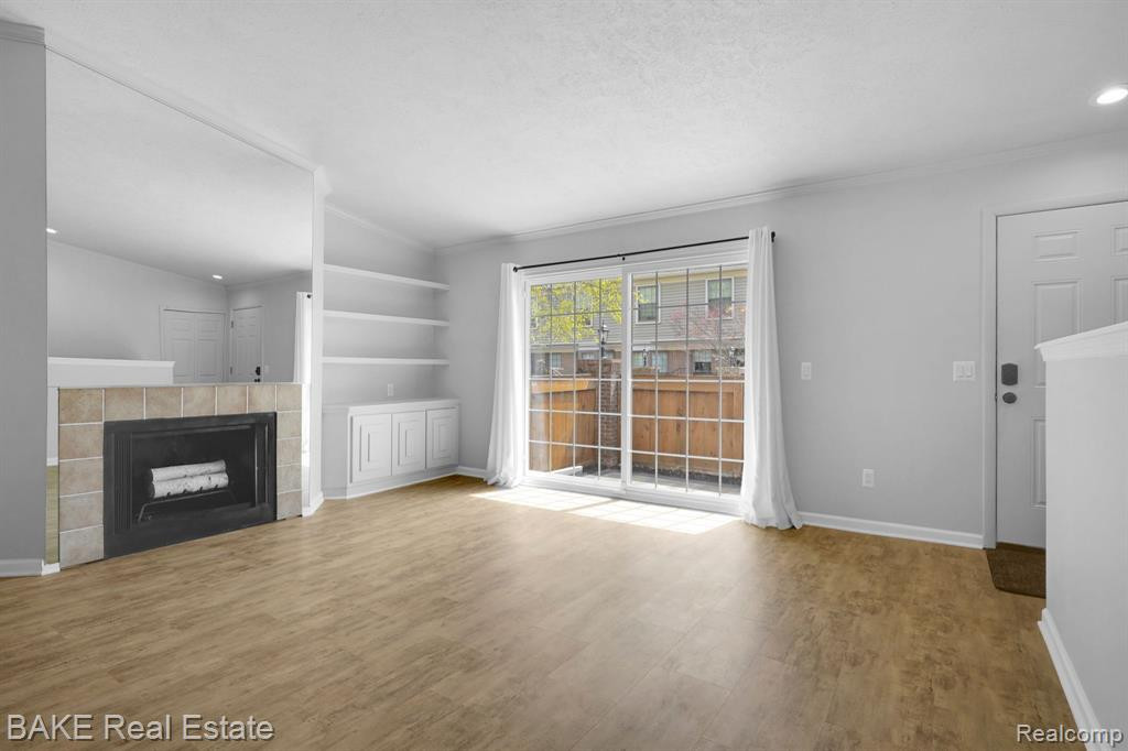 22300 PONDVIEW Drive, Novi, MI — Photo 8