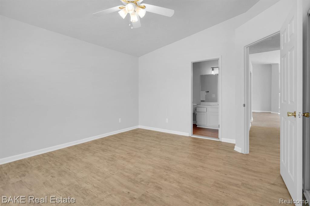22300 PONDVIEW Drive, Novi, MI — Photo 11