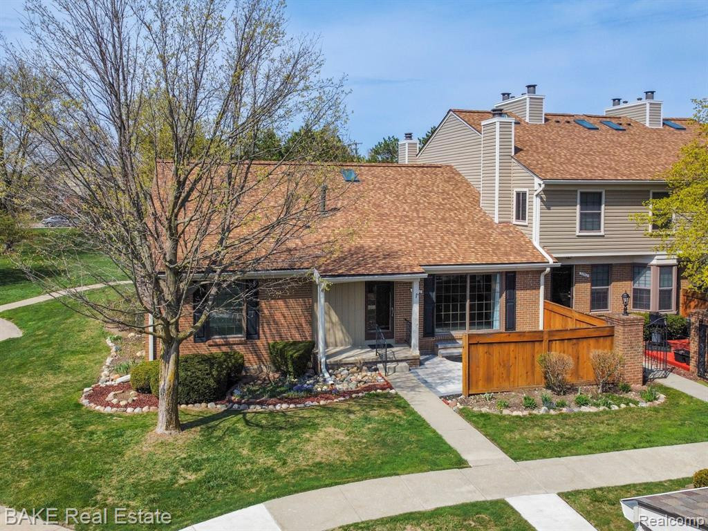 22300 PONDVIEW Drive, Novi, MI — Photo 31