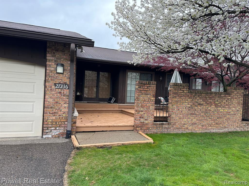 27336 E Collingwood Drive, Southfield, MI 48033 — Photo 5