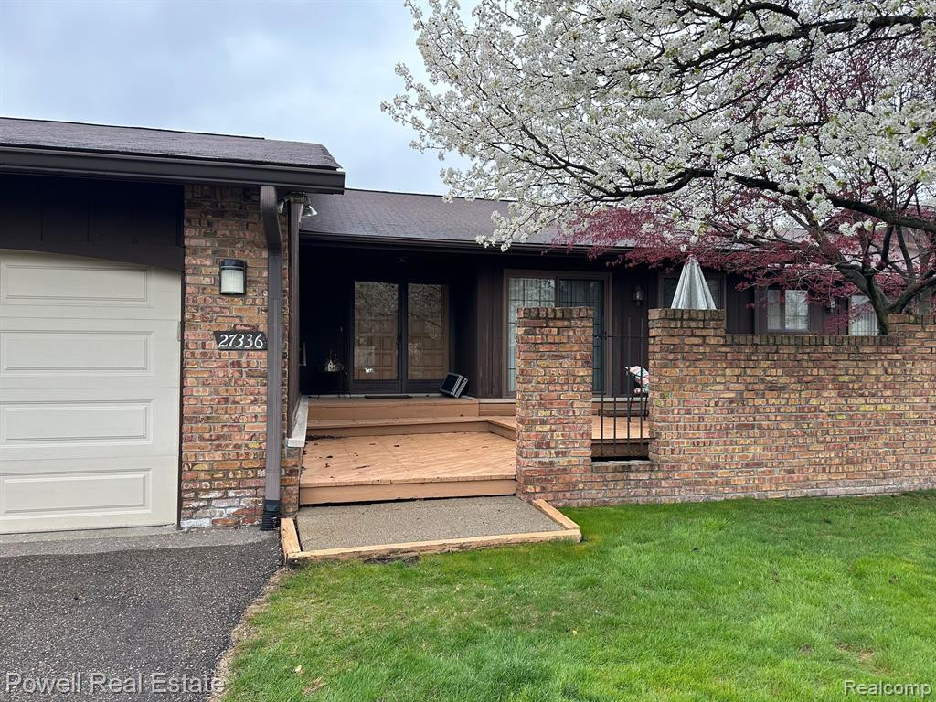 27336 E Collingwood Drive, Southfield, MI 48033 — Photo 6