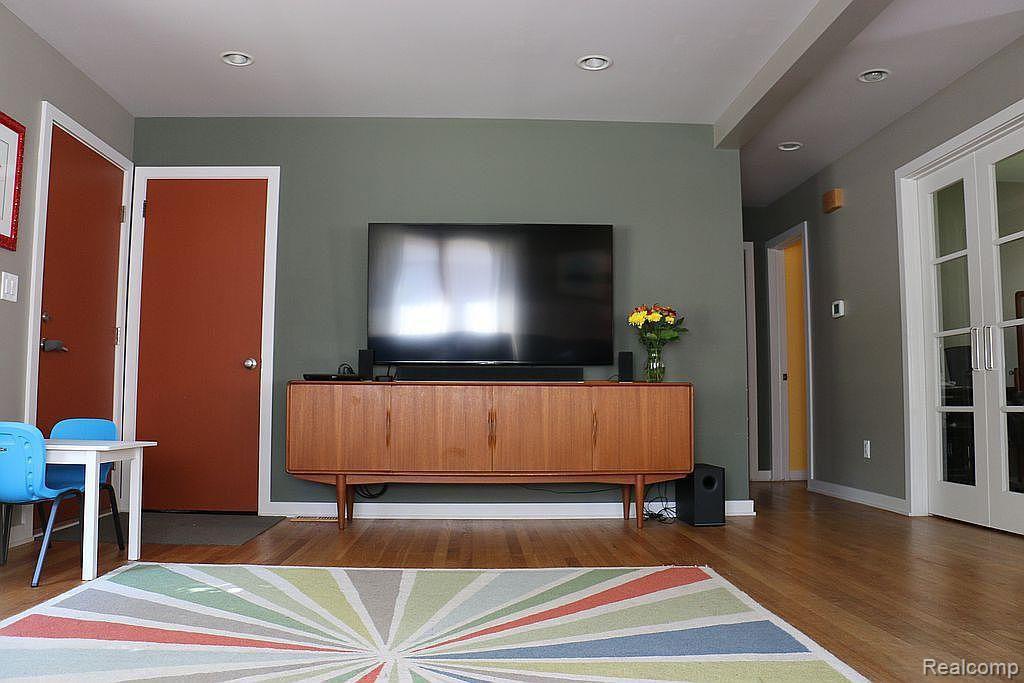 711 ARGO Drive, Ann Arbor, MI 48105 — Photo 4