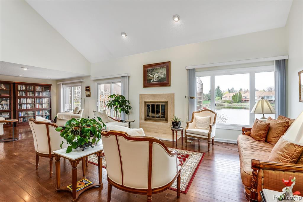 29789 Deer Run, Farmington Hills, MI 48331 — Photo 12