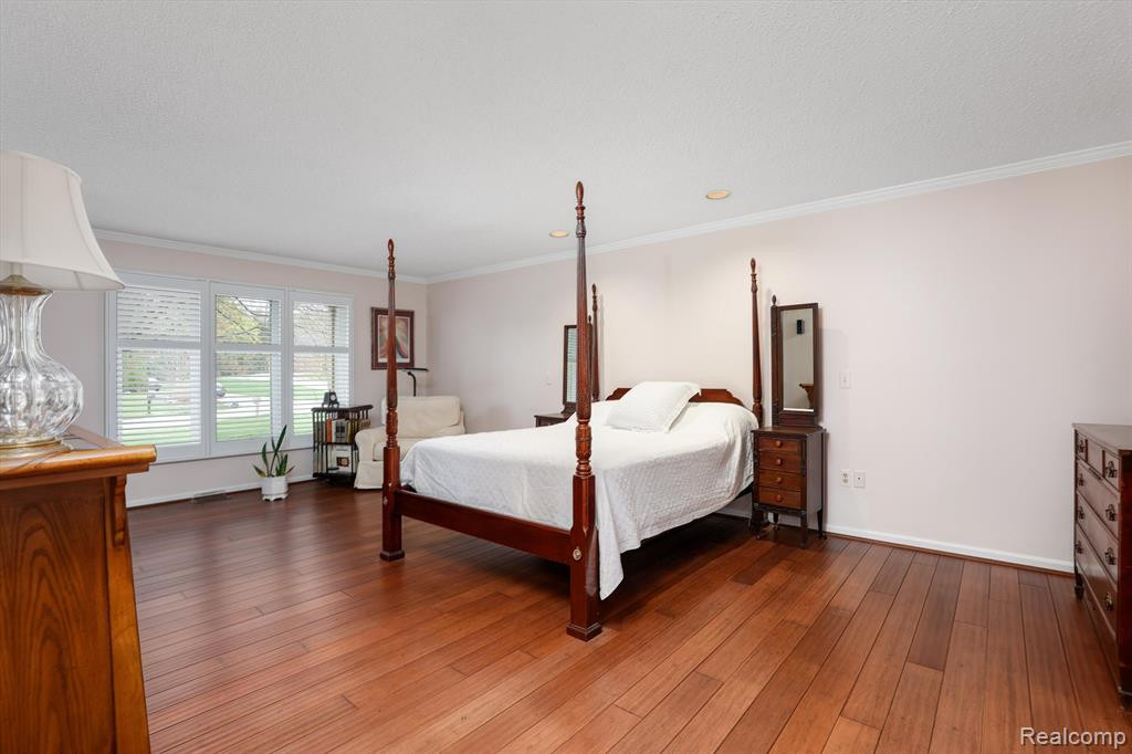 29789 Deer Run, Farmington Hills, MI 48331 — Photo 24