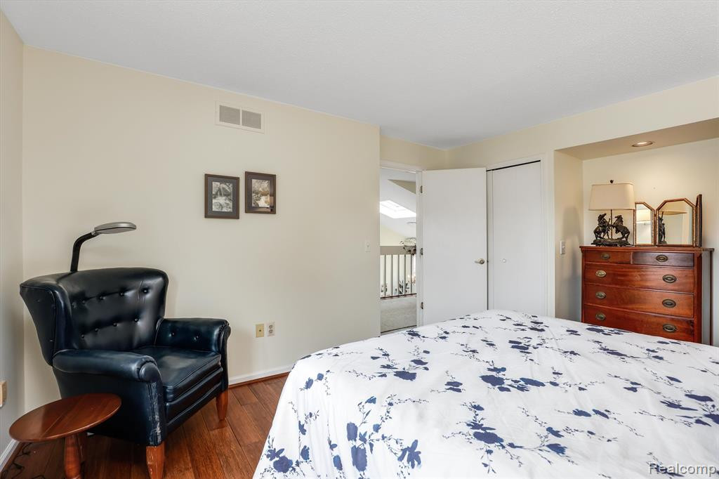 29789 Deer Run, Farmington Hills, MI 48331 — Photo 35