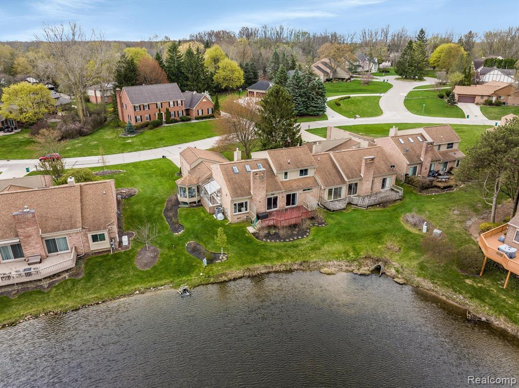 29789 Deer Run, Farmington Hills, MI 48331 — Photo 46