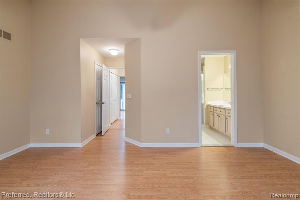 41842 RIVERWOOD, 28, Canton, MI 48187 — Photo 18