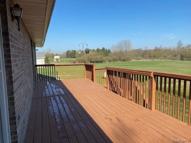 165 E BARNES Road, Fostoria, MI 48435 — Photo 4