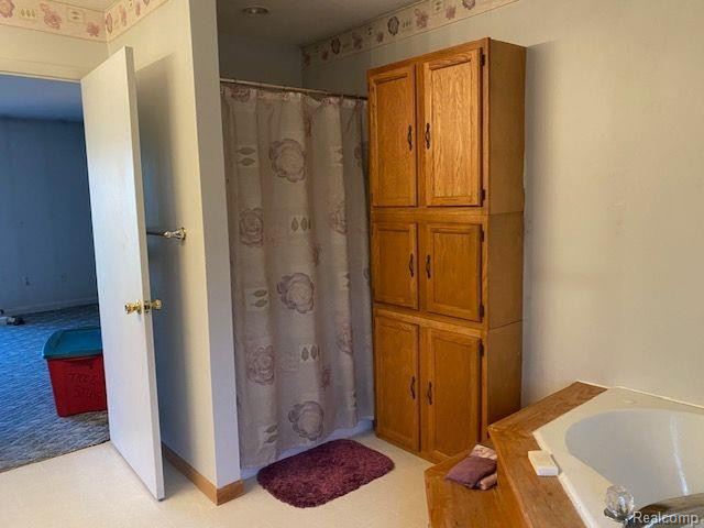165 E BARNES Road, Fostoria, MI 48435 — Photo 9