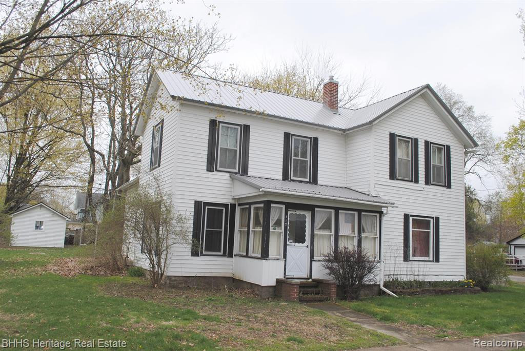 117 N SHIAWASSEE Street, Bancroft, MI 48414 — front exterior