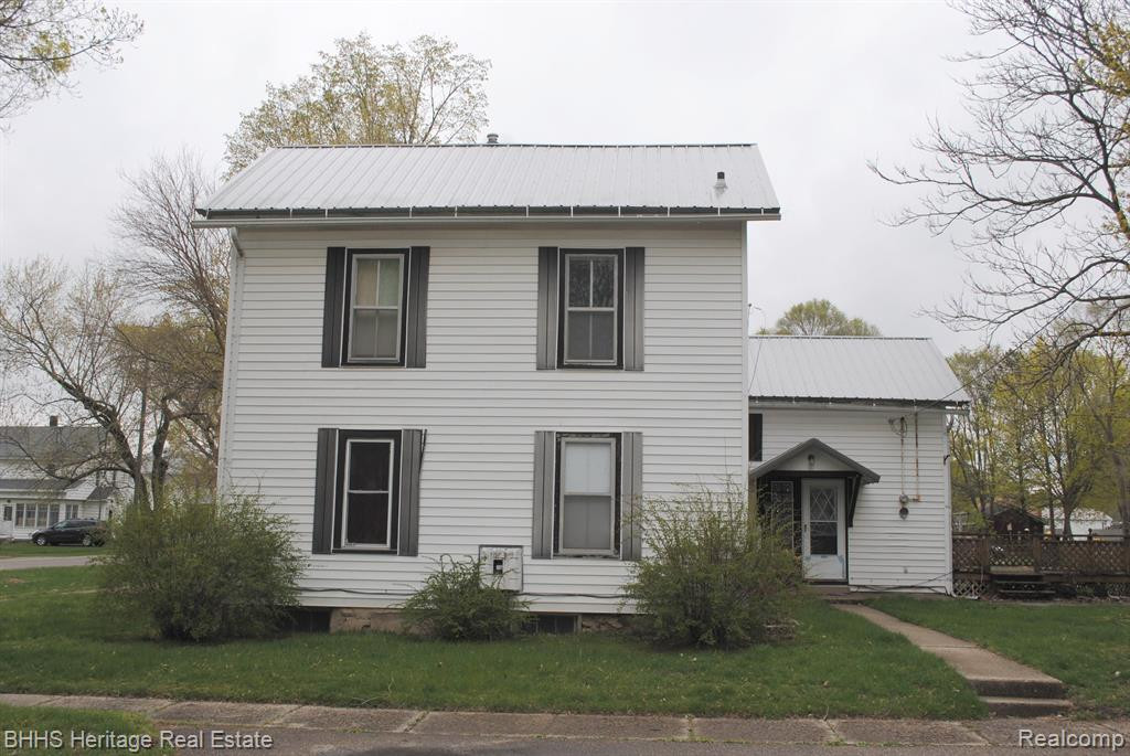 117 N SHIAWASSEE Street, Bancroft, MI 48414 — Photo 5