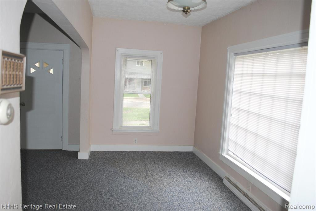 117 N SHIAWASSEE Street, Bancroft, MI 48414 — Photo 9