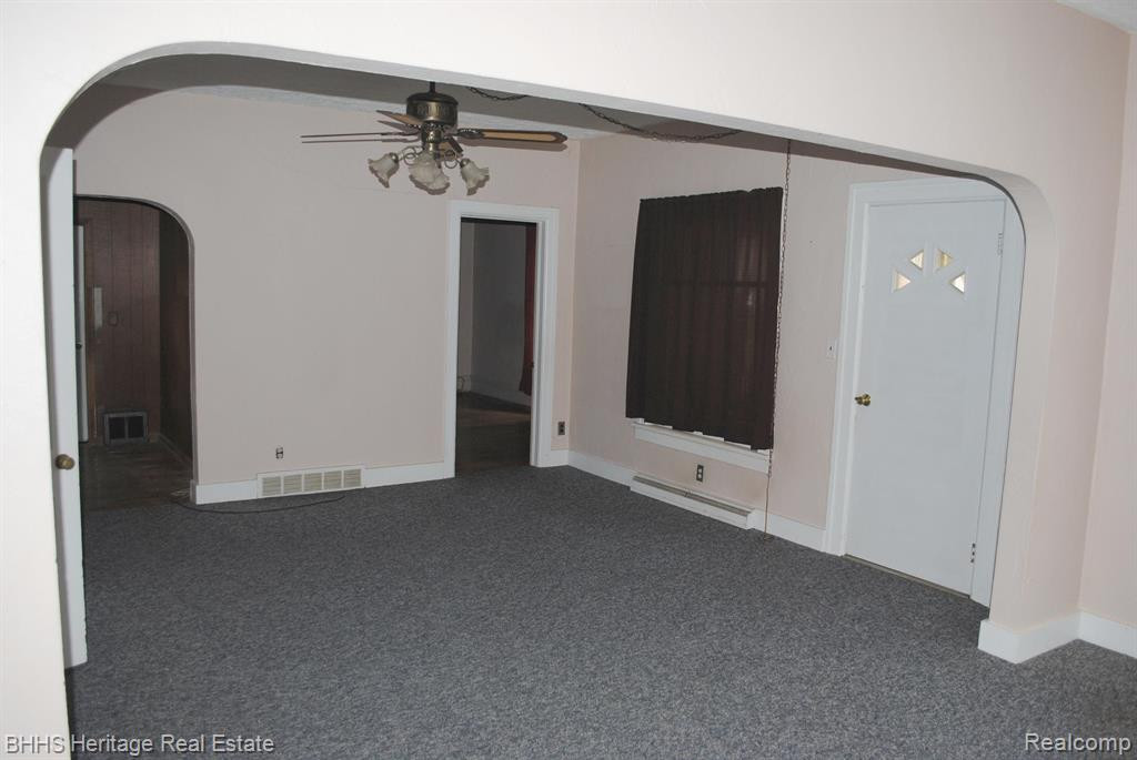 117 N SHIAWASSEE Street, Bancroft, MI 48414 — Photo 10