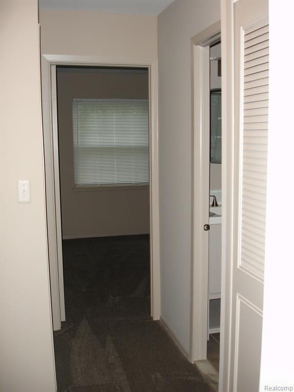 144 Lake Village Drive, APT 6, Walled Lake, MI 48390 — Photo 13
