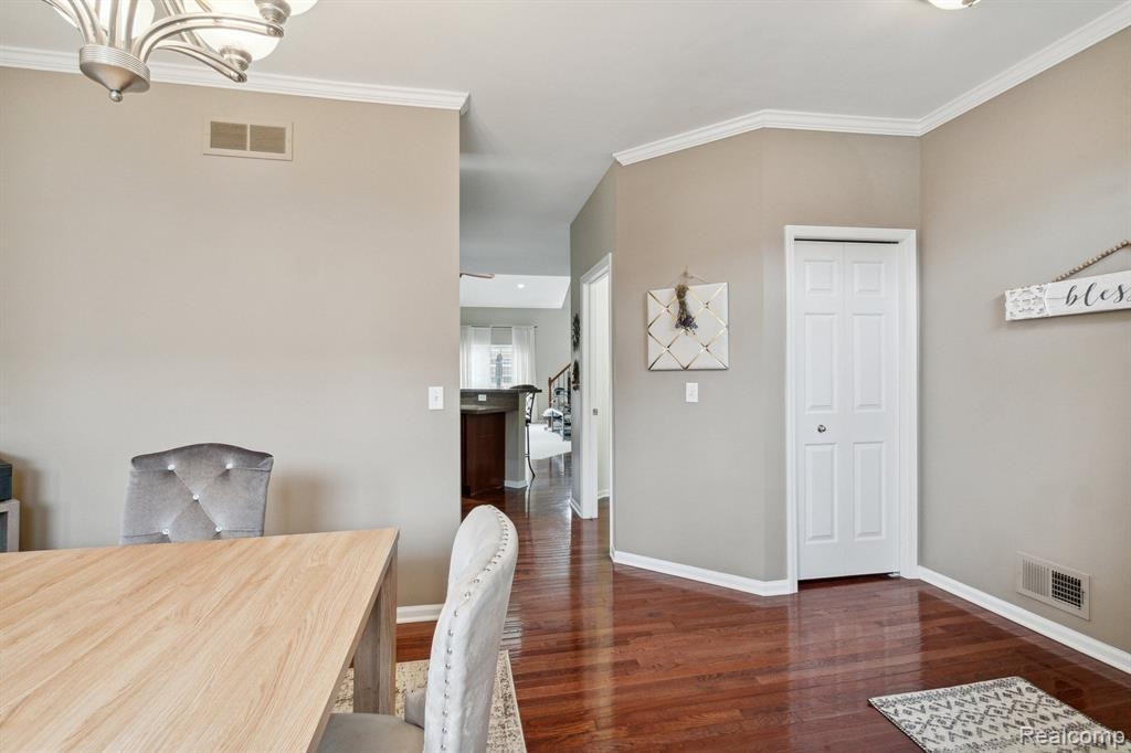 48835 WESTBRIDGE Drive, Canton, MI 48188 — Photo 9