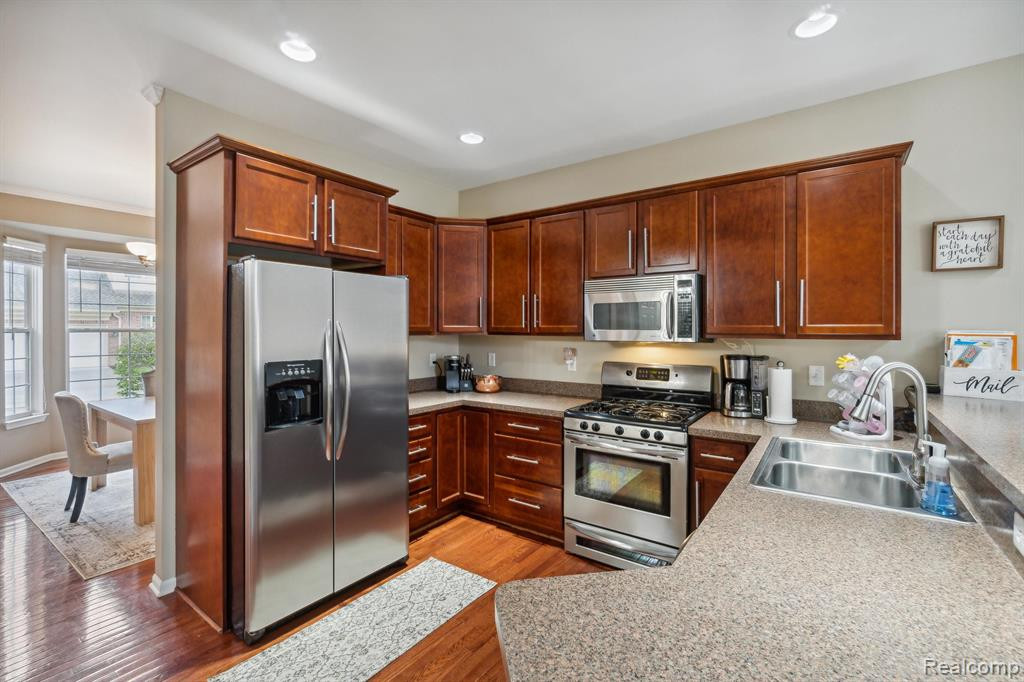 48835 WESTBRIDGE Drive, Canton, MI 48188 — Photo 11