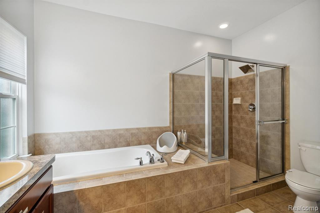 48835 WESTBRIDGE Drive, Canton, MI 48188 — Photo 24