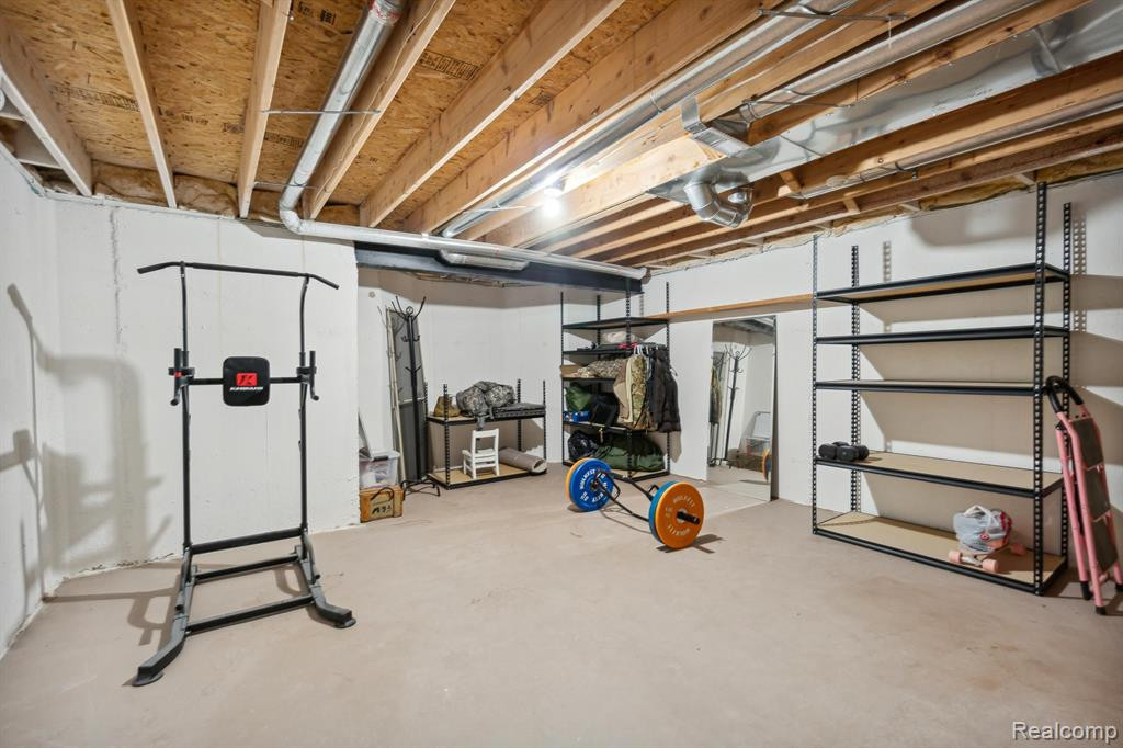 48835 WESTBRIDGE Drive, Canton, MI 48188 — Photo 37