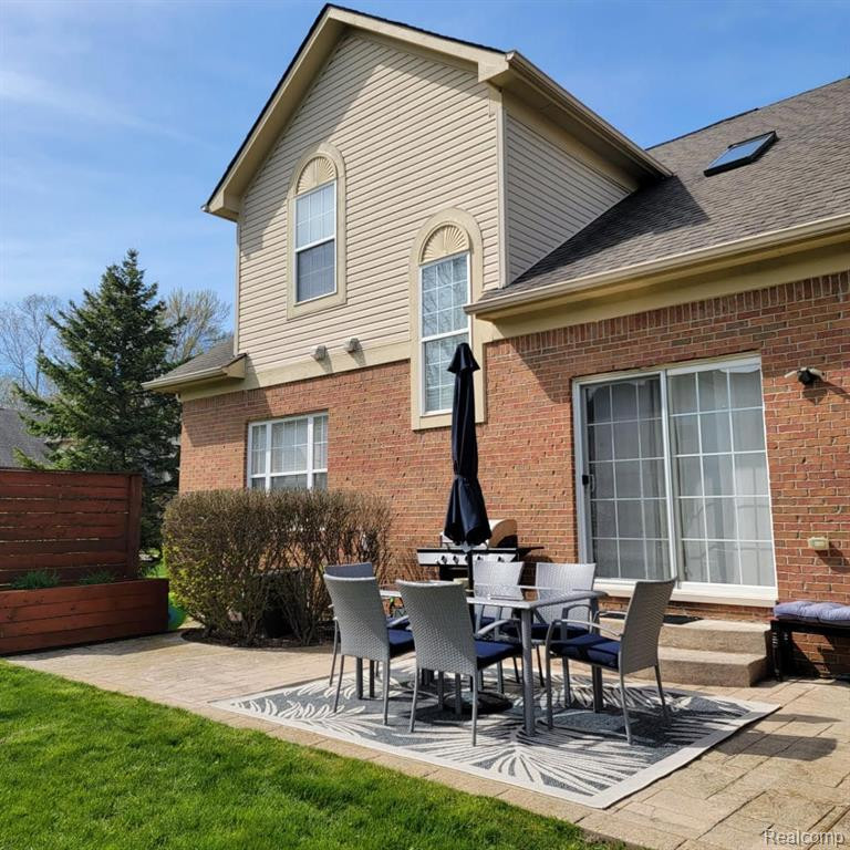 48835 WESTBRIDGE Drive, Canton, MI 48188 — Photo 39