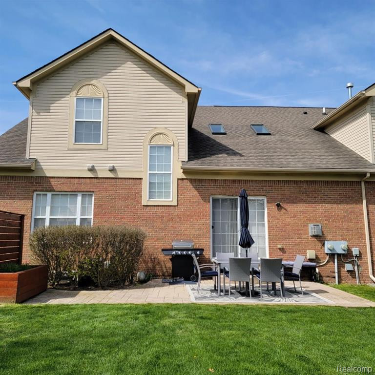 48835 WESTBRIDGE Drive, Canton, MI 48188 — Photo 40