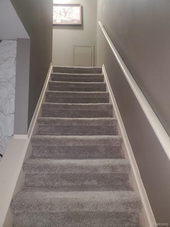 41060 NORTHWIND DR, Canton, MI 48188 — Photo 29