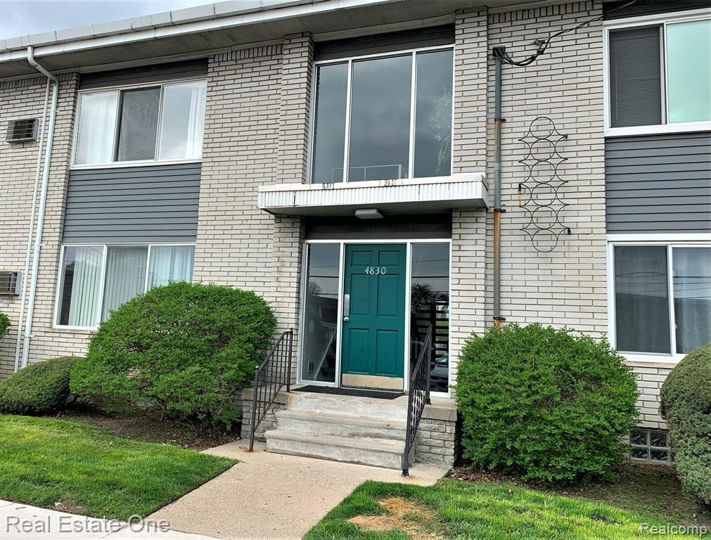 4830 BRIARWOOD Avenue, 8, Royal Oak, MI 48073 — Photo 11