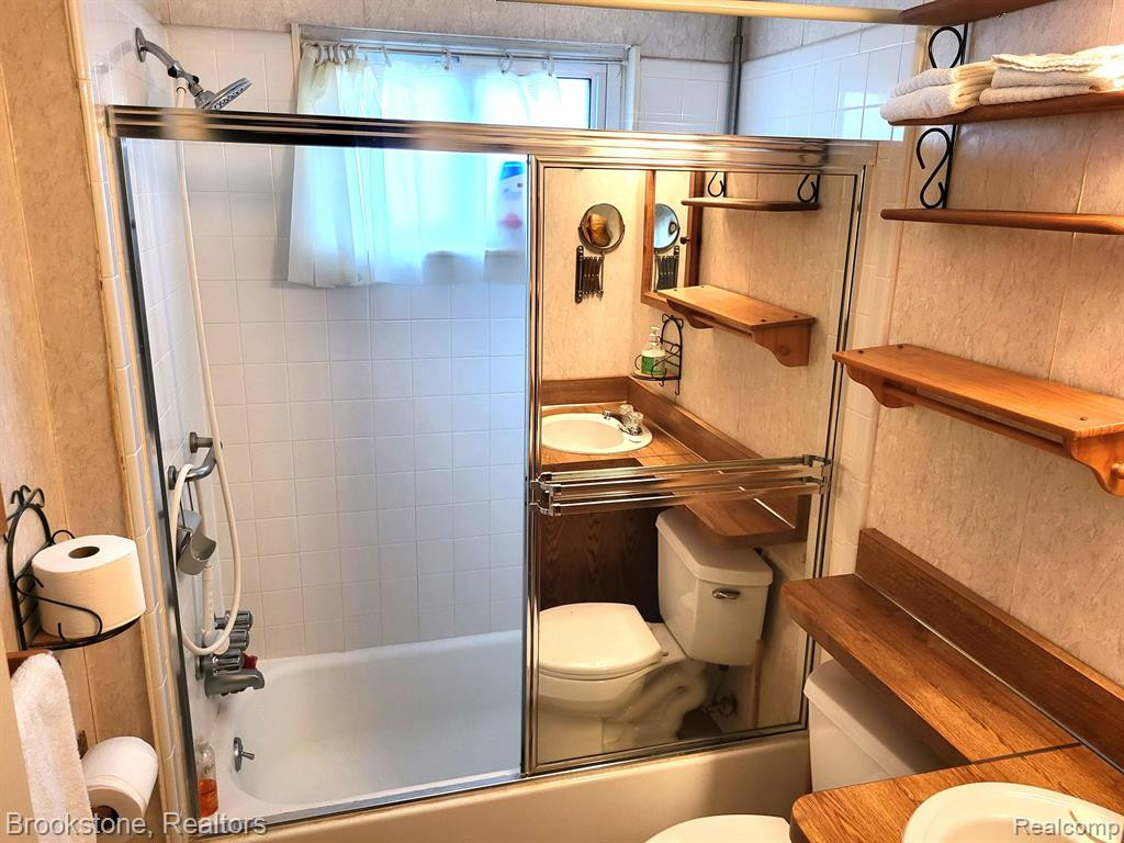 29164 MANCHESTER Street, Westland, MI — Photo 7