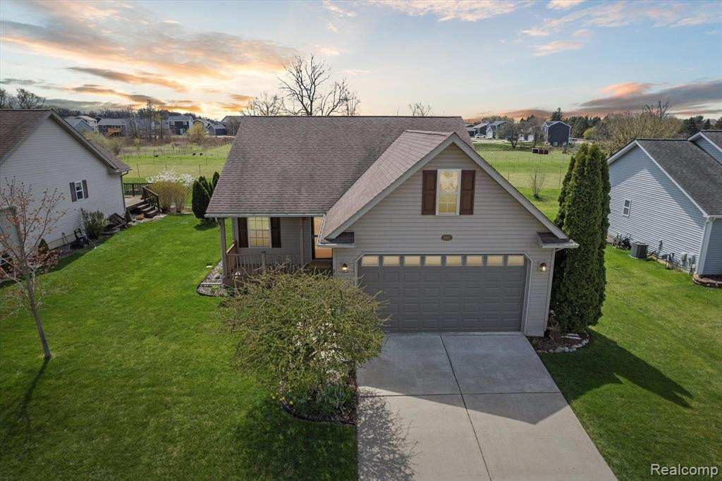 3442 AMBER OAKS Drive, Howell, MI 48855 — front exterior