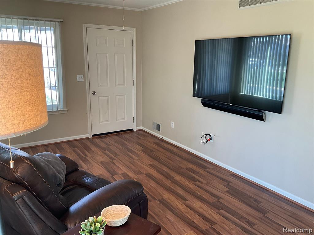 23351 REDMAN, Trenton, MI 48183 — Photo 6