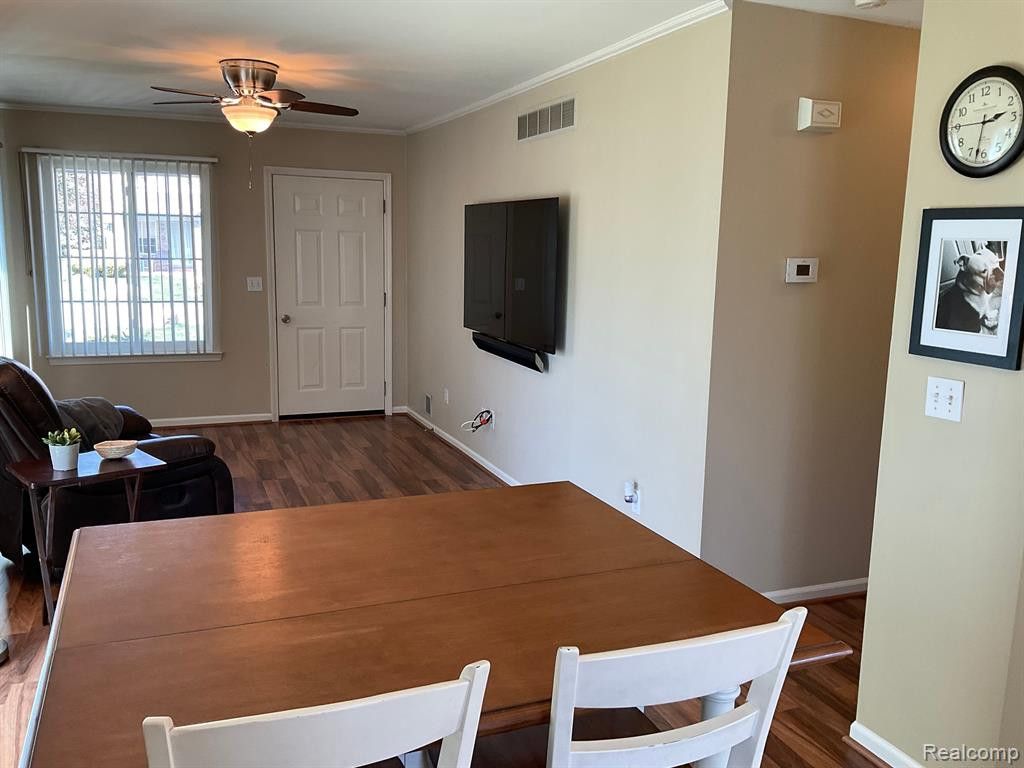 23351 REDMAN, Trenton, MI 48183 — Photo 8