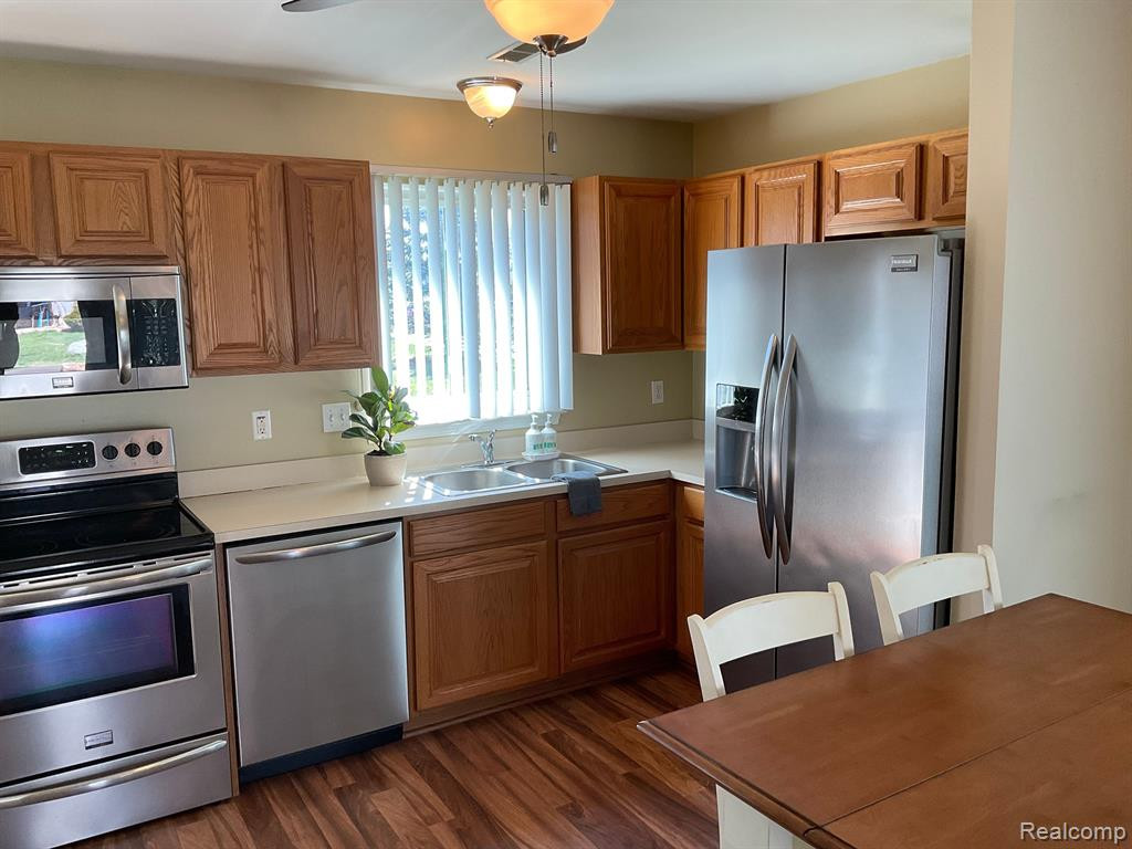 23351 REDMAN, Trenton, MI 48183 — Photo 13